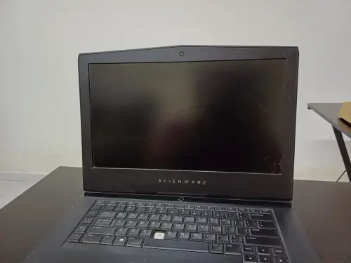 Cambio teclado y batería, laptop Alienware Dell. Mérida Yucatán