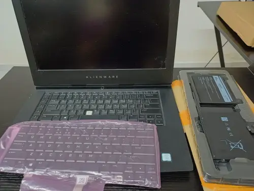 Cambio teclado y batería, laptop Alienware Dell. Mérida Yucatán